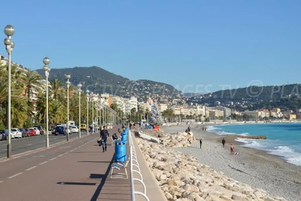 Séjour chez l'habitant Appartement Chambre d'Hôte de charme avec petit déjeuner offert à Nice